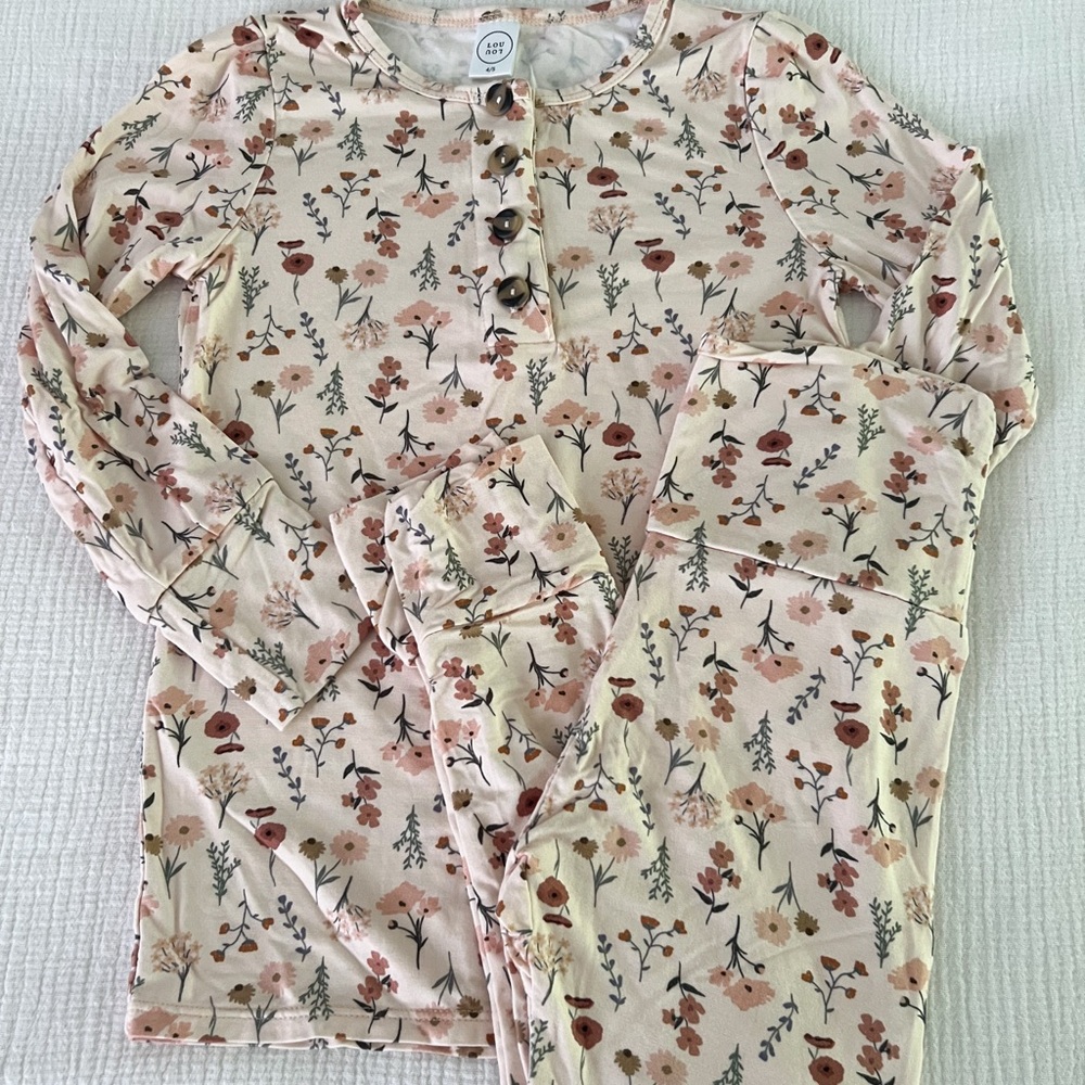 Lou Lou & Company top & bottom set